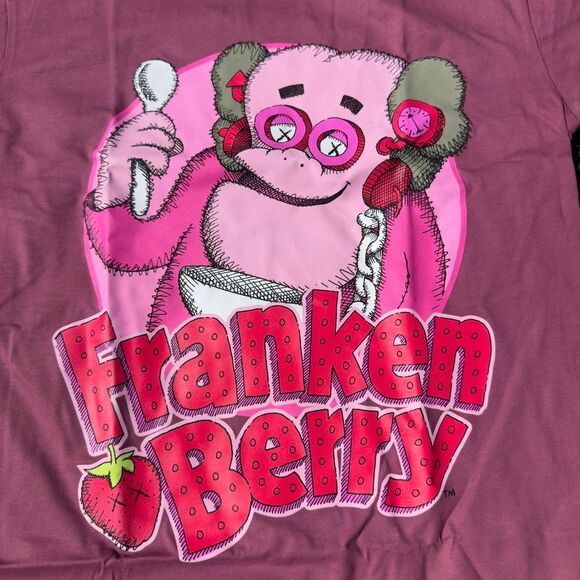 Kaws Men's T-shirt - Picture 2 of 4